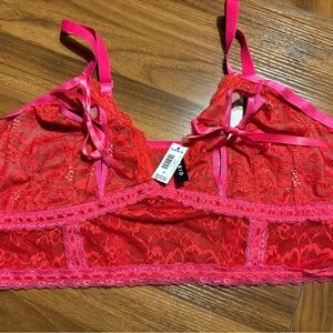 NWT split wire free bralette size 3